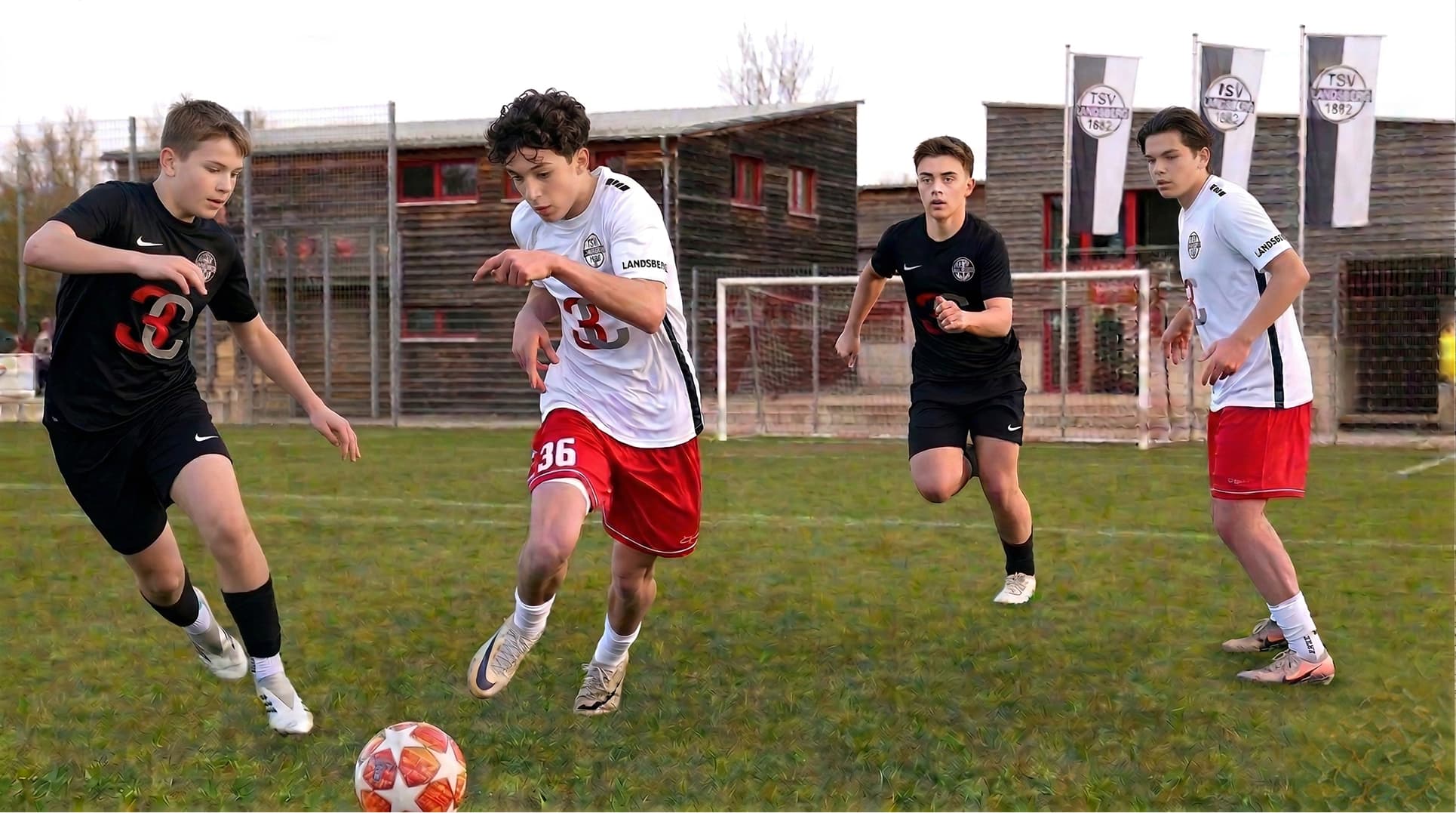 TSV Landsberg Jugendmannschaft beim Training